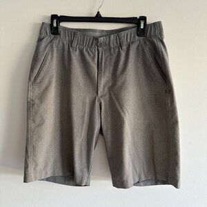 Under Armour Gray Golf Shorts Size 32